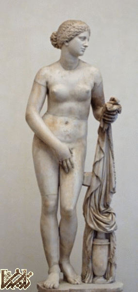 عکس لخت و برهنه، با ویژگی های سکسی مجسمه ونوس الهه عشق یونان و روم باستان