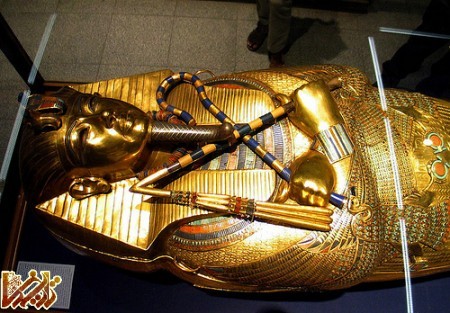 http://tarikhema.org/images/2012/06/03212009-tutankhamun-02.jpg