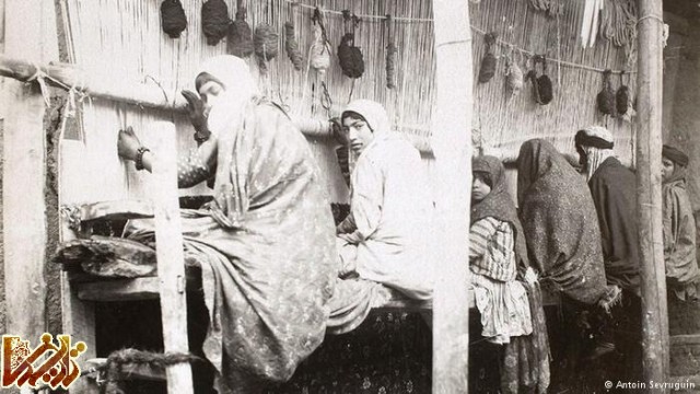 دختران فرش‌باف در زمان قاجار