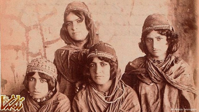 جمعی از دختران عشایر کرد در زمان قاجار