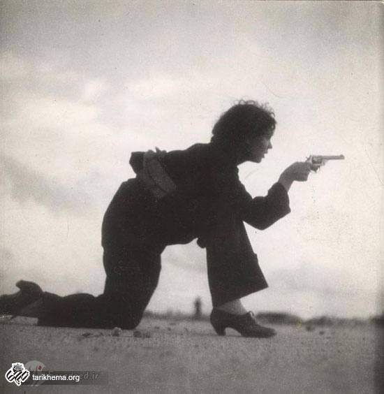 نخستین زن عکاس در خط مقدم جبهه