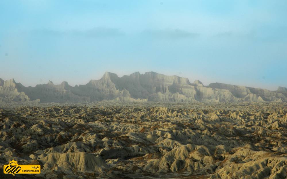 عکس کوه‌های مریخی چابهار Tarikhema.org