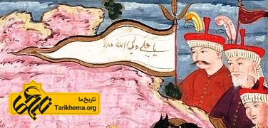 پرچم یا علی ولی‌الله مدد در دست لشکریان شاه اسماعیل در جنگ صفویان با شیبک خان