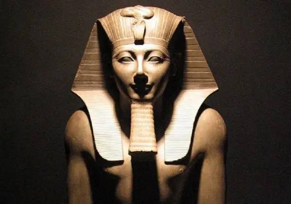 با ۱۰ فرعون مشهور مصر باستان آشنا شوید