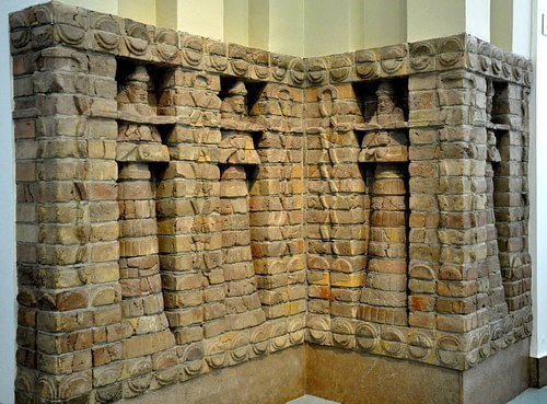 نمای معبد اینانا در اوروک