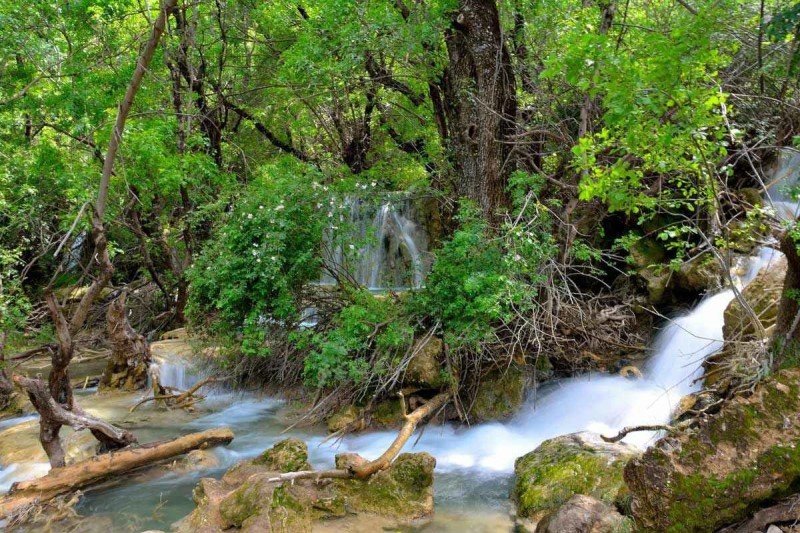 آبشار بابارمضان کلات