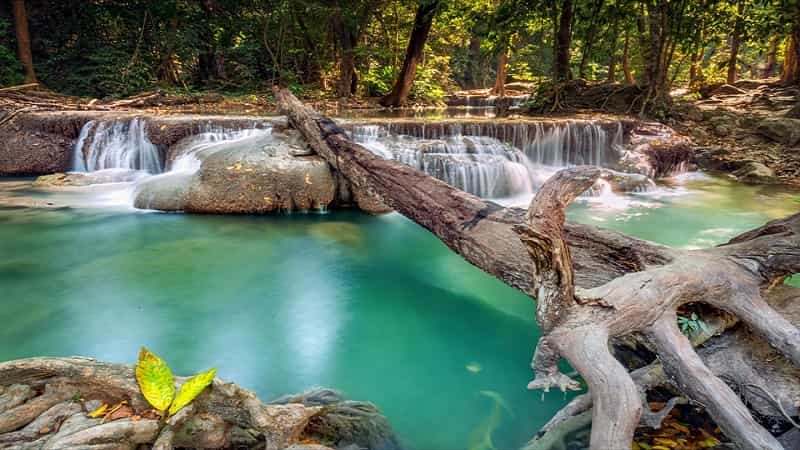 مسیر دسترسی به آبشار رندان