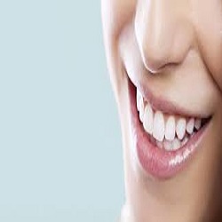 چگونه دندان ها را طبیعی سفید کنیم؟