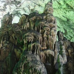 غارهای استان سمنان کدامند؟