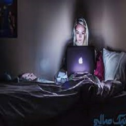 آیا کسی می تواند با زن خود به فیلم های بد نگاه کند؟