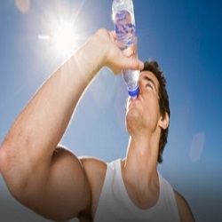 راهکارهایی برای جلوگیری از کم آب شدن بدن هنگام ورزش