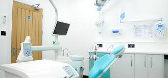 لیست آدرس و تلفن کلینیک های دندانپزشکی همدان