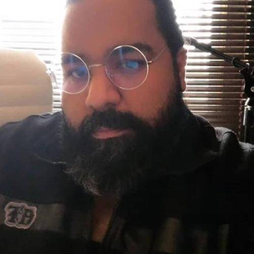 رضا صادقی همه گوشمو پر میکنن که دیگه گریه واسه تو بسه