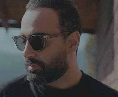 مهدی جهانی  بی ارده بودم تو انتخاب تو دست من نبود شدم عاشقت یهو
