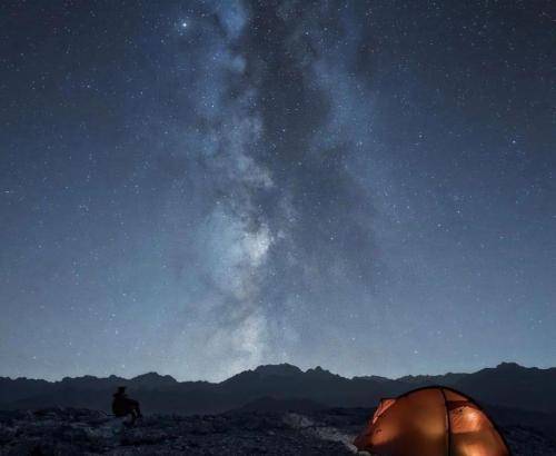 شایع آرزوی ما بود خاطره ی باقی من کش میخواستم جای دل خالی