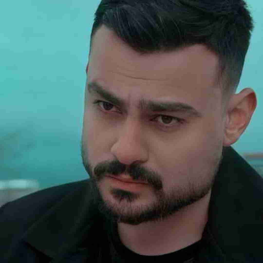 روح الله کرمی گیان خود نجاتم بیه وی سگ مرگی دی سیرم