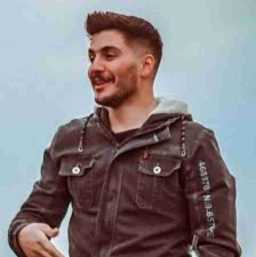 آرمین برمایه تو رفتی و قلبم هنوز چشم به راهته
