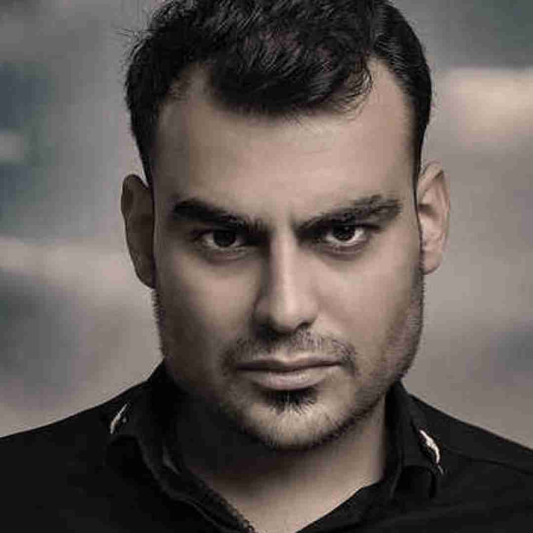 روح الله کرمی کاشکی بایدنو بوینی چنی حالم گنه