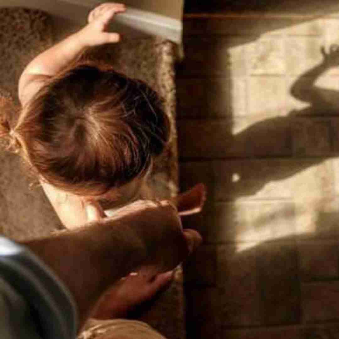  بهت پیله کردم نمی مونی پیشم میمیرم اینجا شادمهر عقیلی