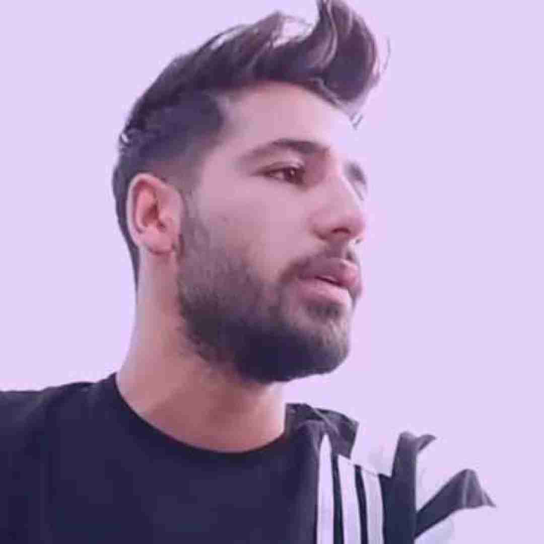 هومن نجفی هر شو و ناو ای پارکه و گوشه ی نیشم