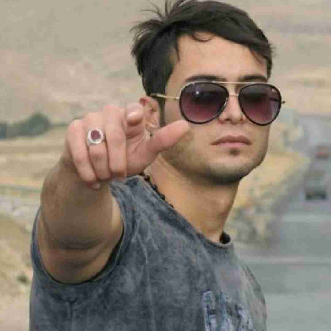 سعید پرویش یه شو گوشی اگد زنگ خوی و اویشن