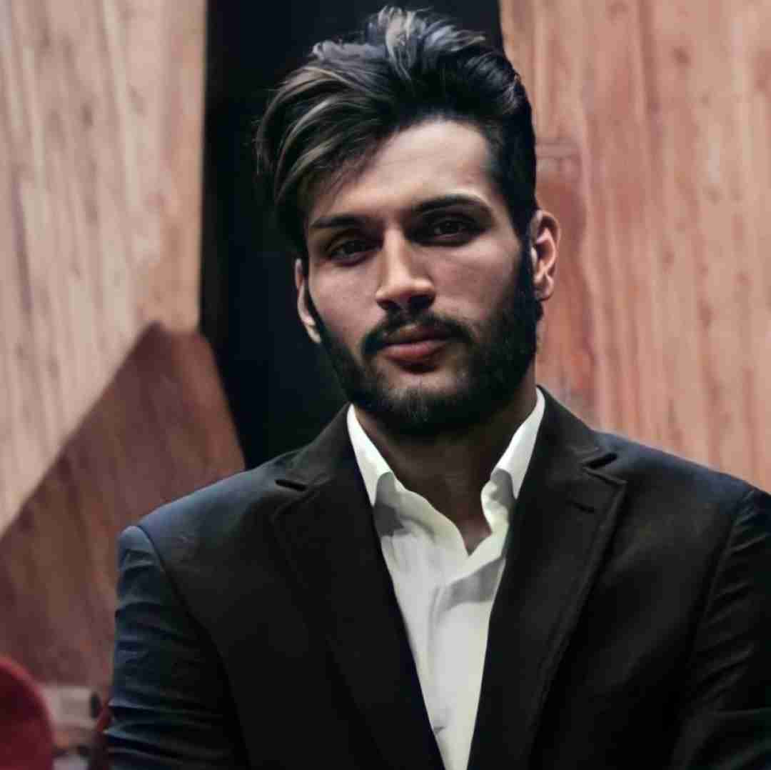 محمد منصورپور میزنم بیرون از این رابطه که توش پره دروغه