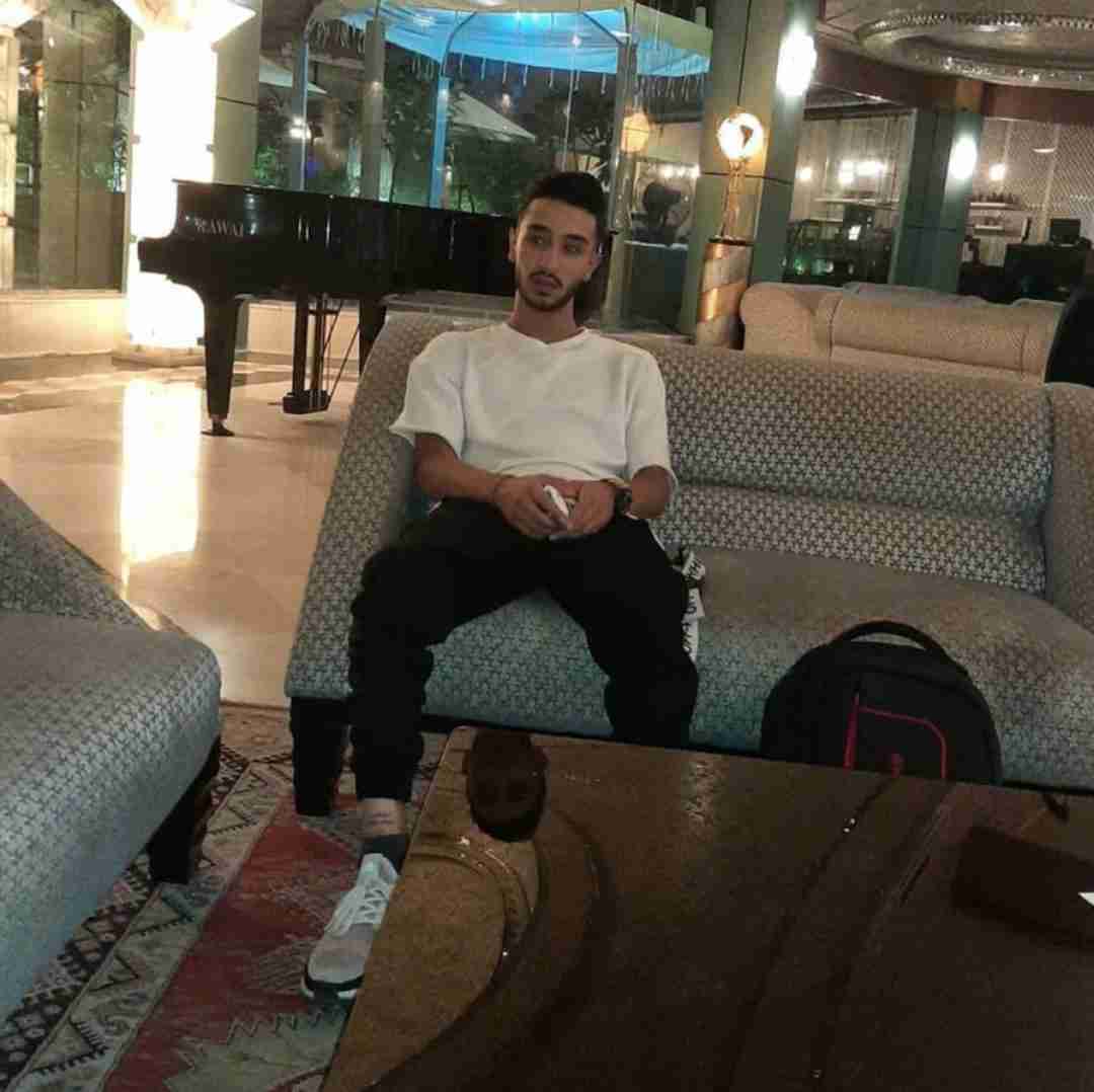 مستر کیارش من تورو از دست دادم میرسم هرشب تا مرگ