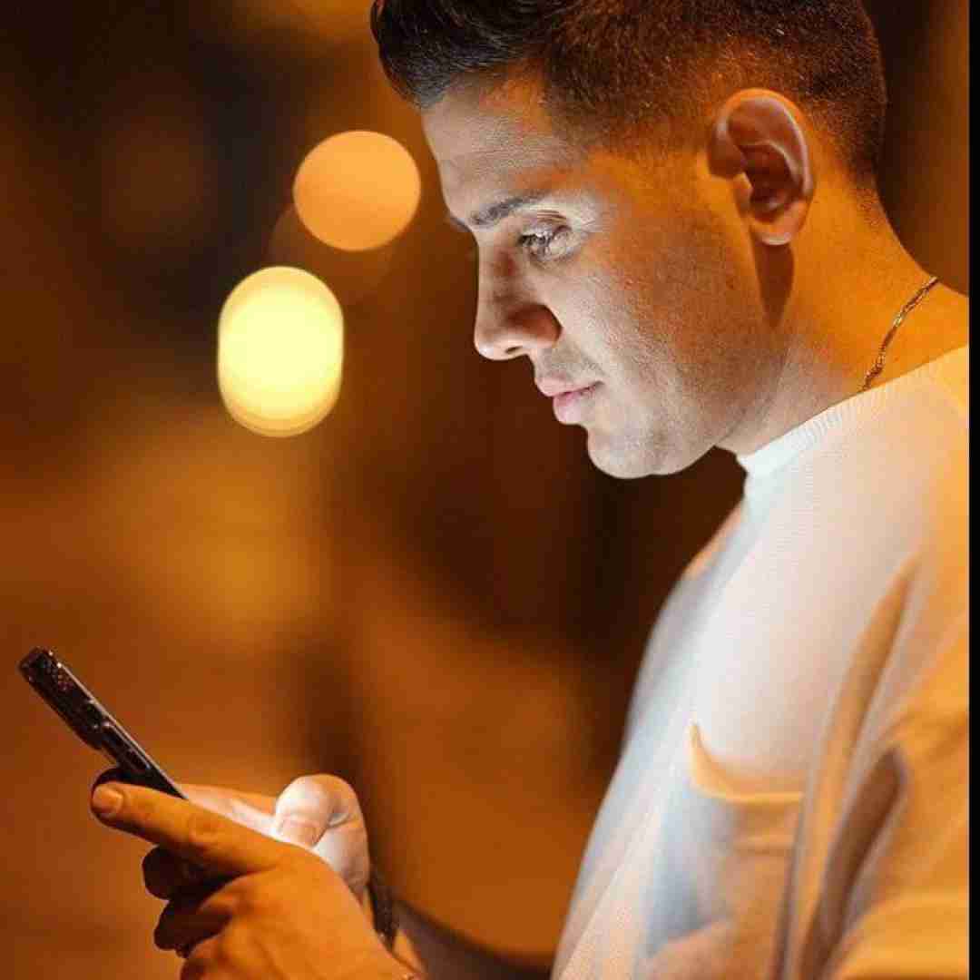 شهاب ملکیان تو با کی میجنگی مردم از دلتنگی خدا خبر داری