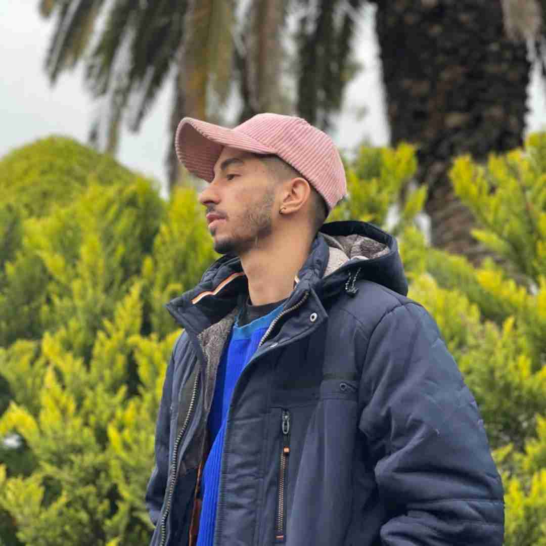 رضا تیتو گل زرد