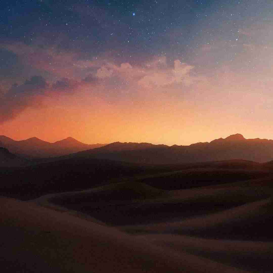  من میشم محو چشات وقتی که آفتاب میزنه