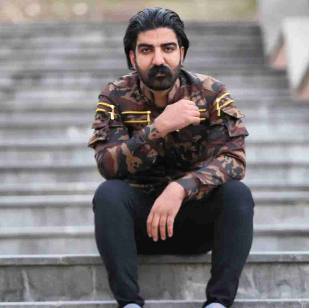 میلاد غلامی آوارم باور نکی بچو بپرس دربارم