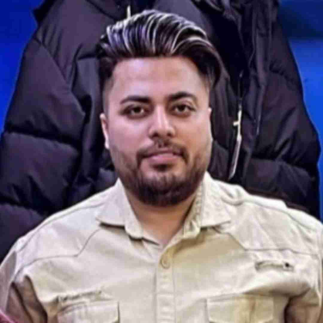 امید عقابی پرچمت بالا چشم دشمنا کور نمیاد والله