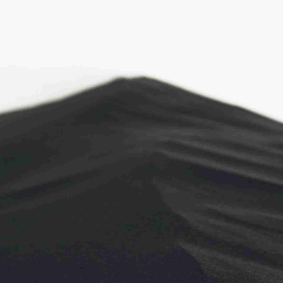میلرزه گاهی اوقات صدام اگه بگم چقد دوست دارم نمیکنی نگام