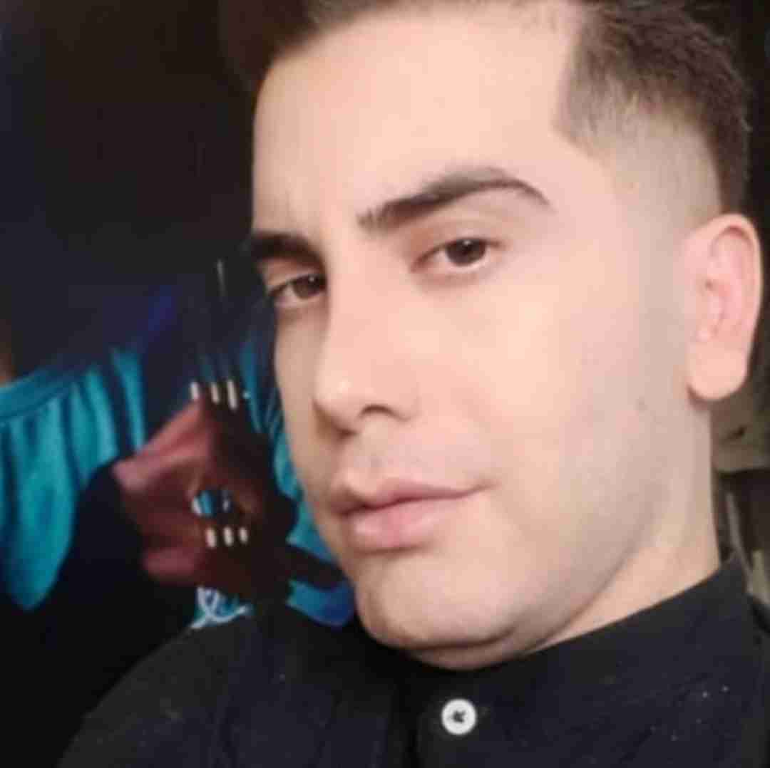 فرشاد آزادی بد با دلم داری تا مکنی ای جور منه افسرده