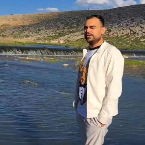 دانلود آهنگ کردی ستاره ی آسمانمی قشنگ ترین گناهمی از روح الله کرمی