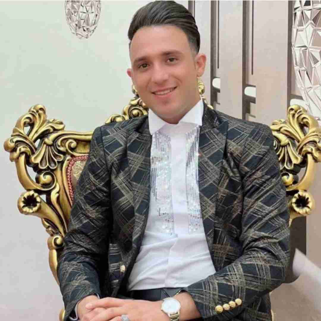 مصطفی ابراهیمی رو برگردونده از دلم ندارم راه چاره