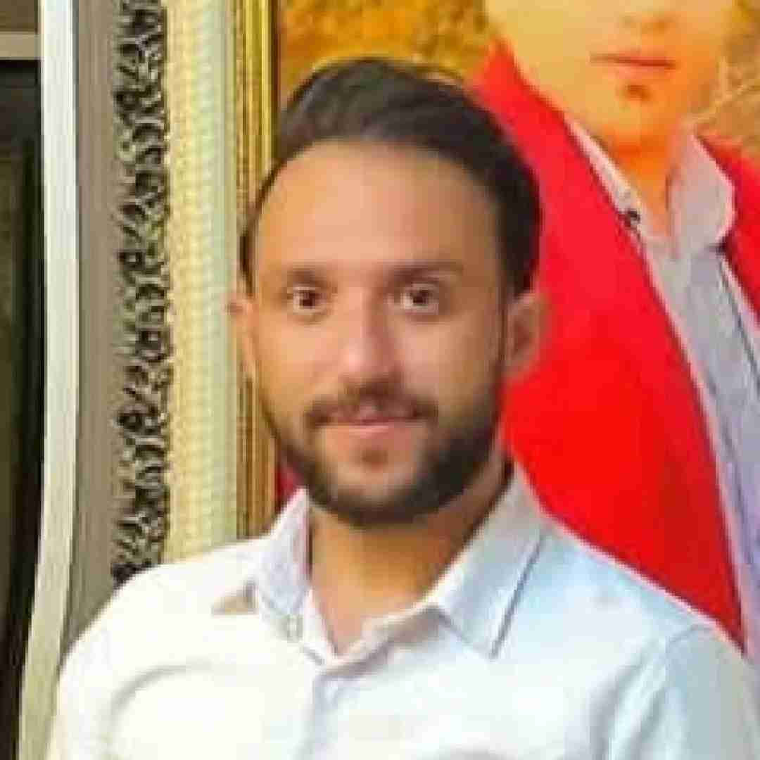 مصطفی ابراهیمی عشق بچگی