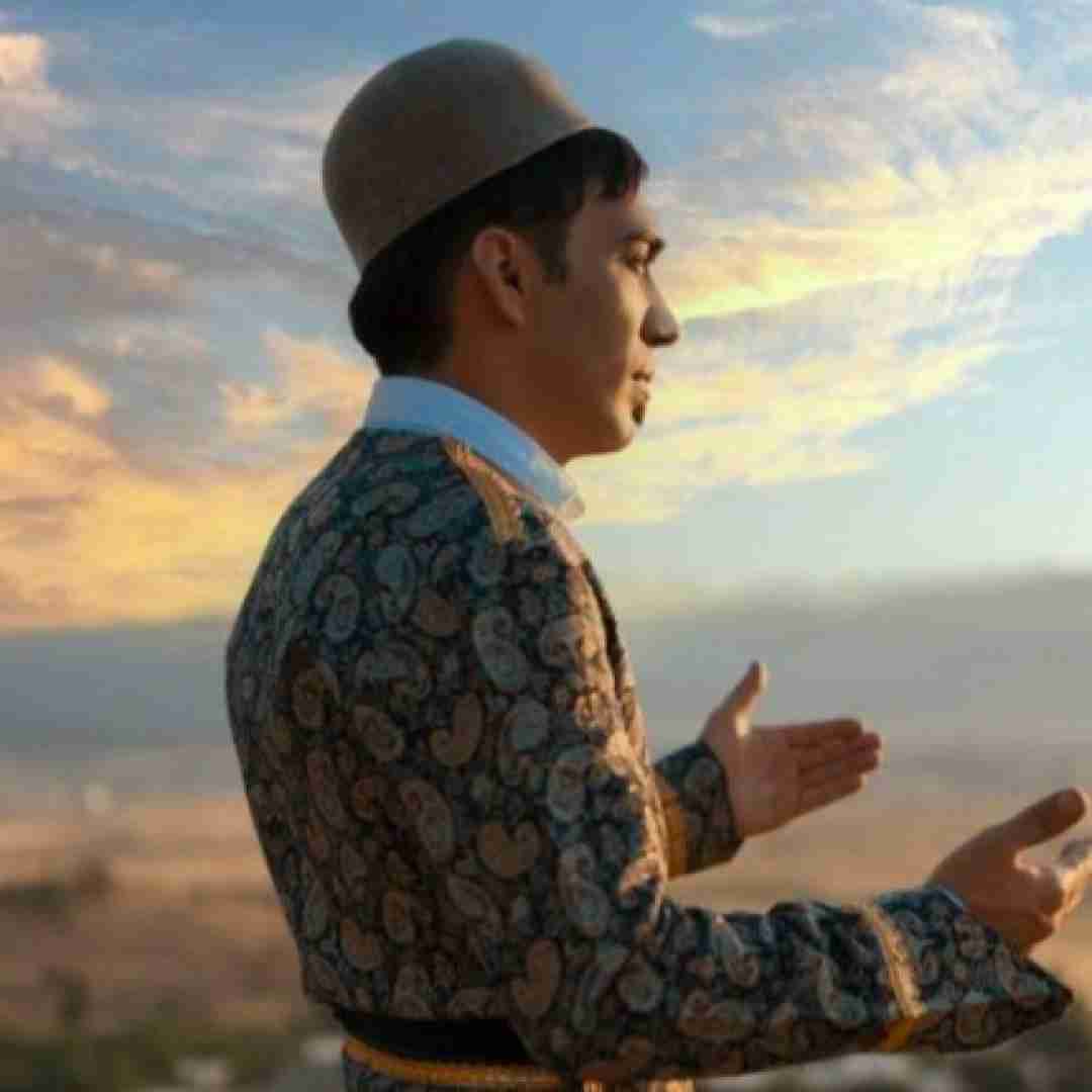 هومن پناهی تیته سیرمه مکش ماه رمضونه
