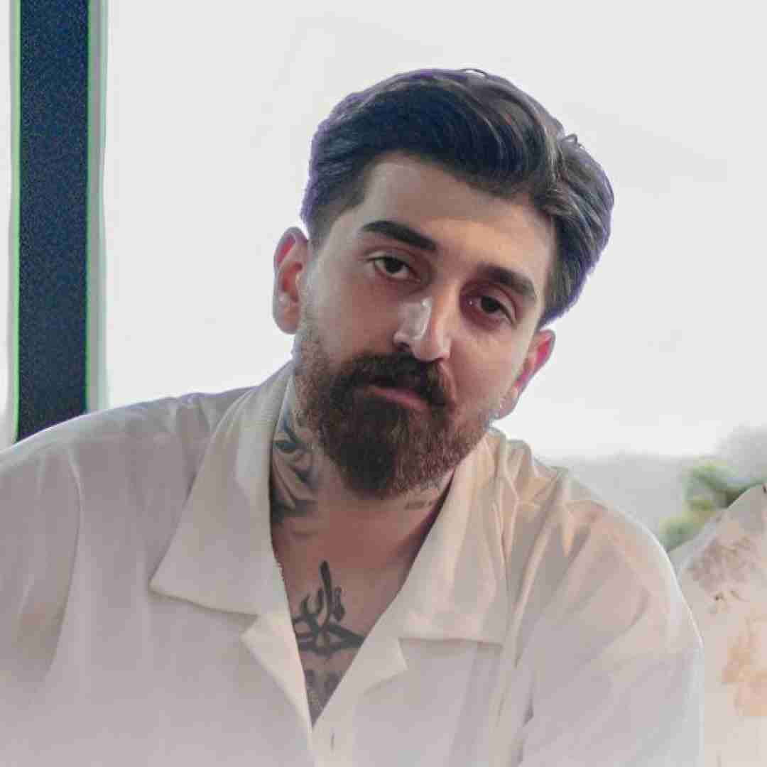 ماهان خادمی پرتگاه
