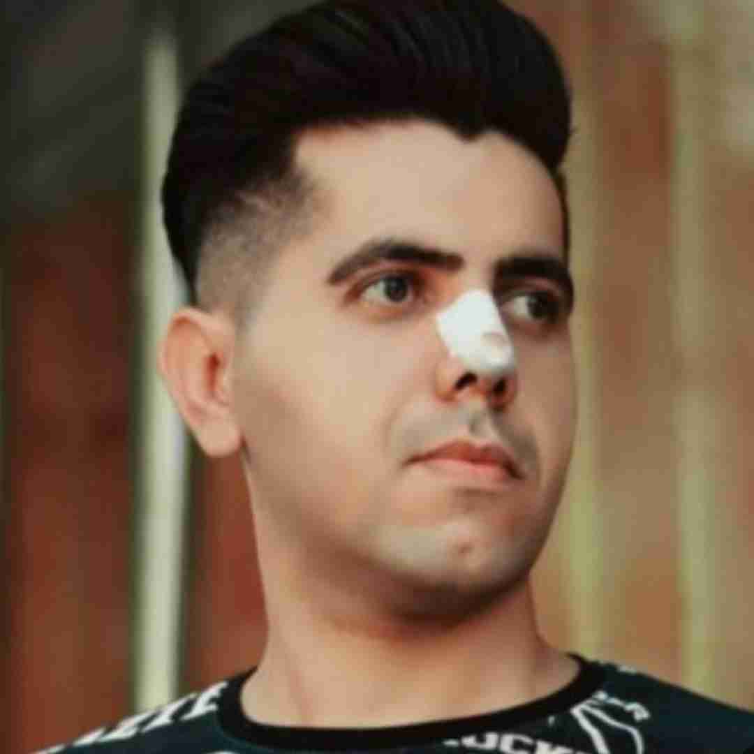 حمیدرضا کیهانی دور کسی خط کیشای که خط قرمزی بید