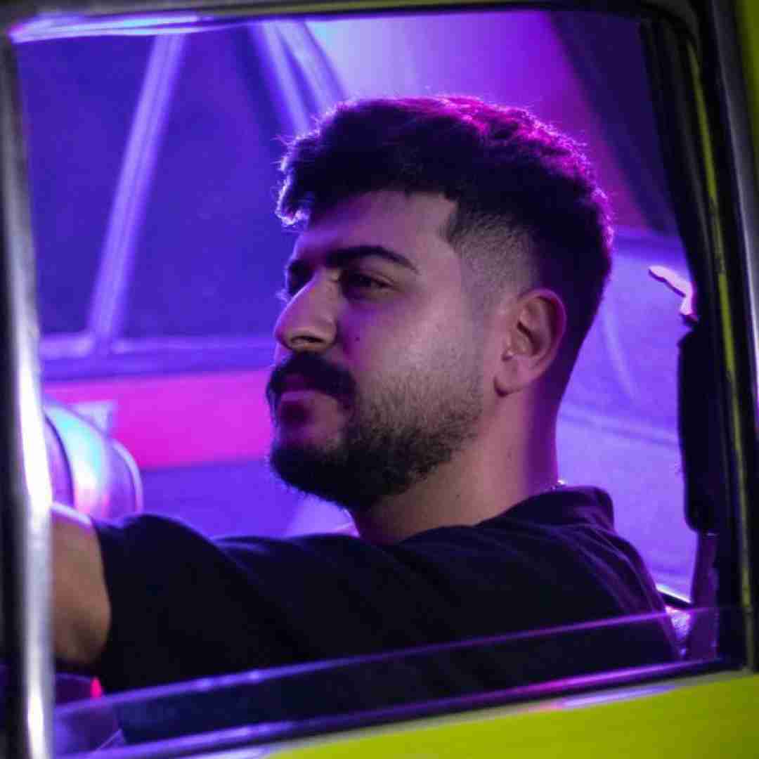 پژمان دستاربندان یار مو فرفری