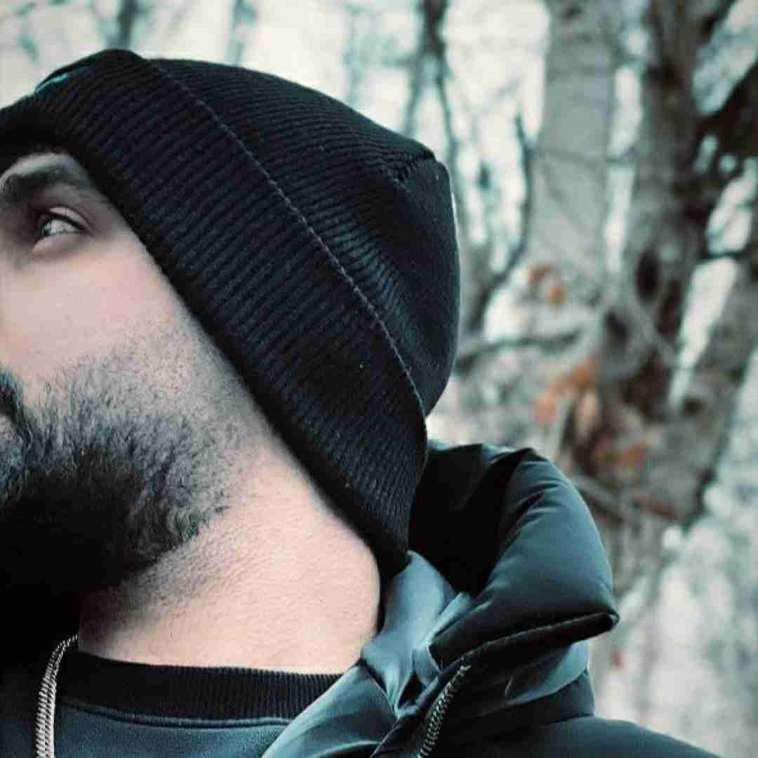 محمد امیری هرشو که مست میشی بهم زنگ نزن
