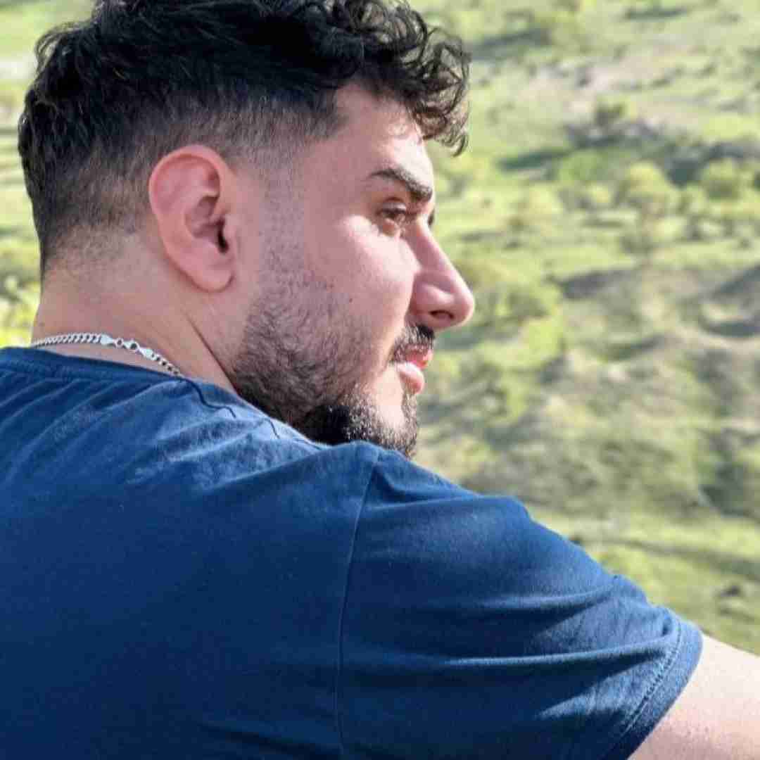 سینا پرهیز تا قصه ی کم شرو کیده خودزنی