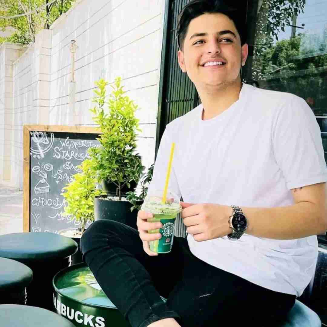 اشکان فتحی آرامم نگرد و ناو مالمان