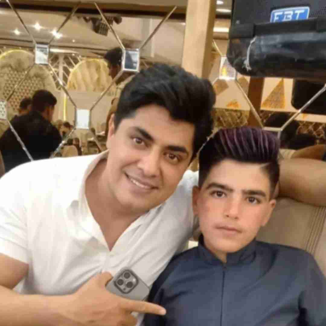 علی شرفی نیسان کاو