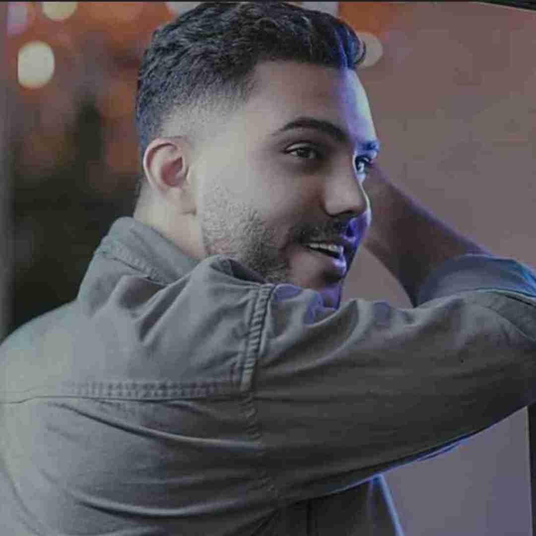 پیام عباسی امروز دیدمش موهاش بلوند بود