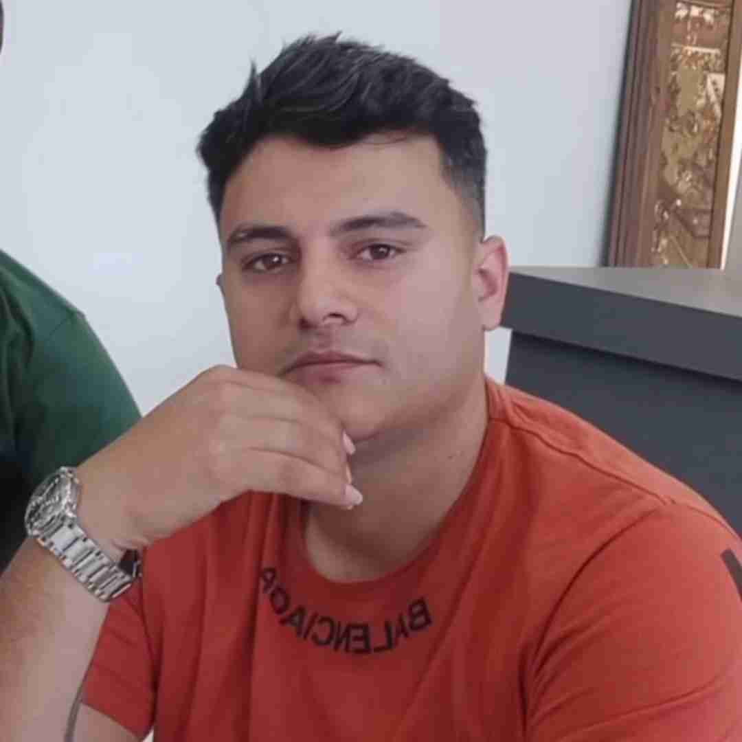 رامین کرمی بین عقل و دلم جنگه فره نیشنوی ای همه غمه