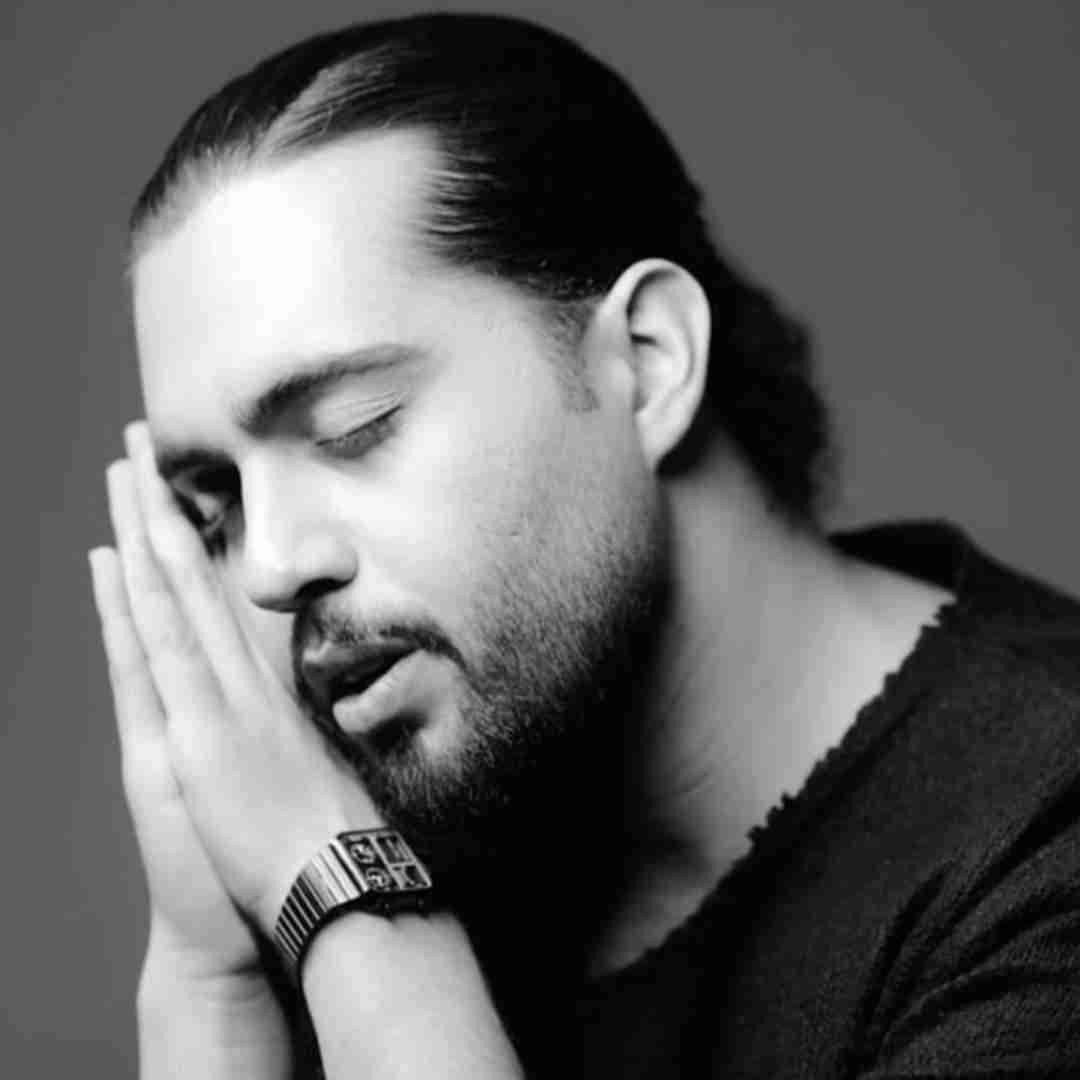 حامیم هی گل گل بگیریم واسه هم هی قول قول