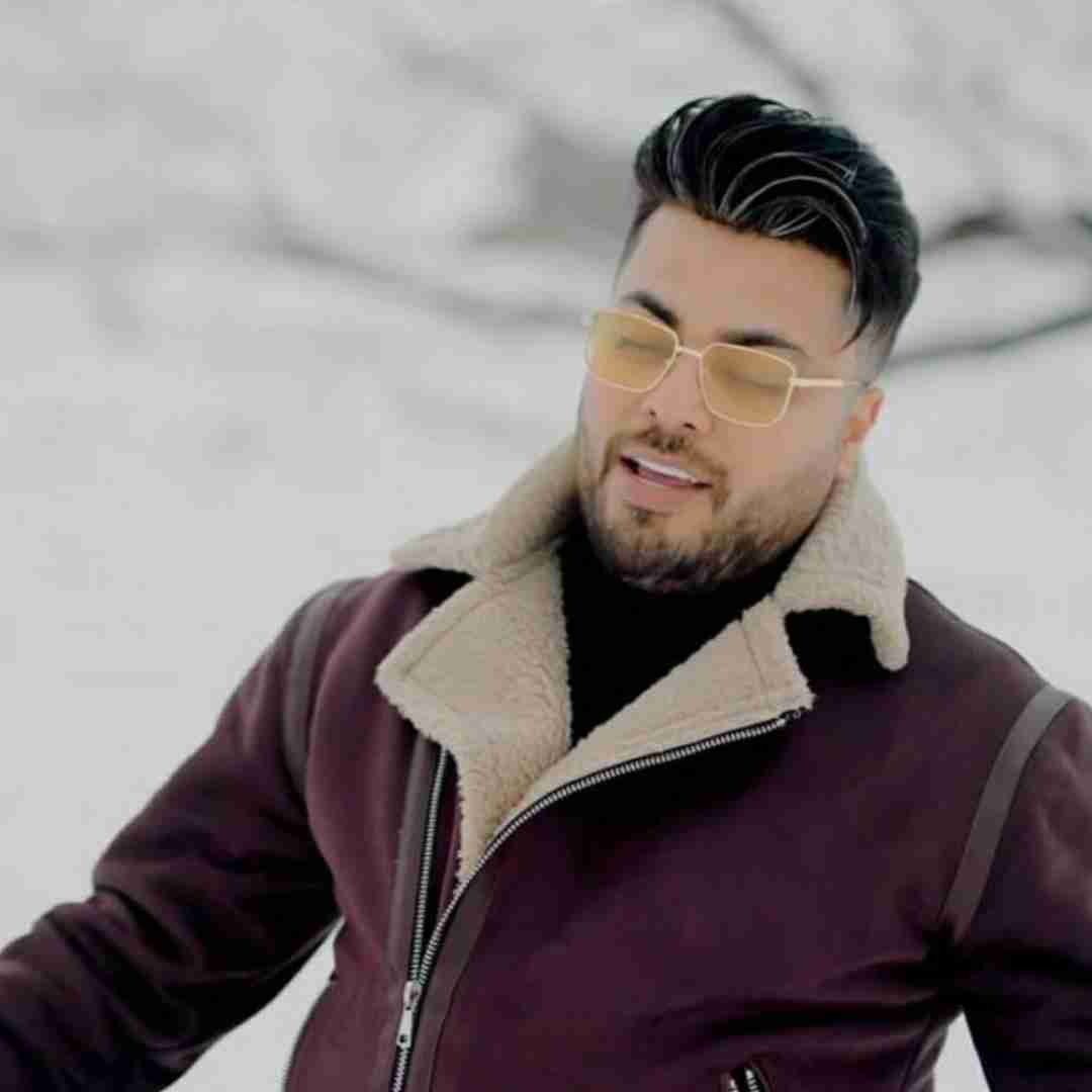 امید عقابی ماه