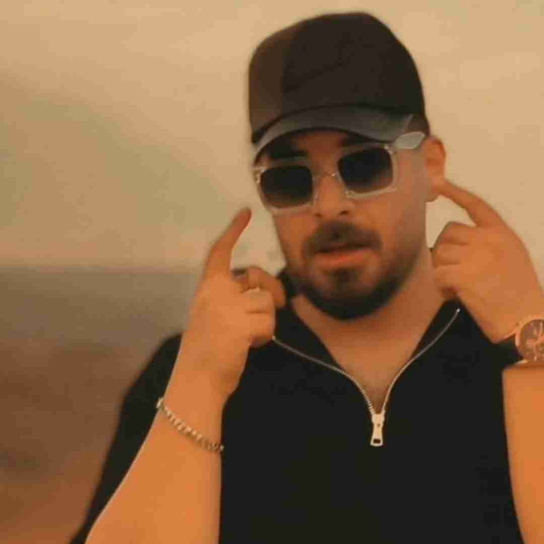 شاهان چرا واسه بقیه همش تخص ولی پا تو وسط میاد